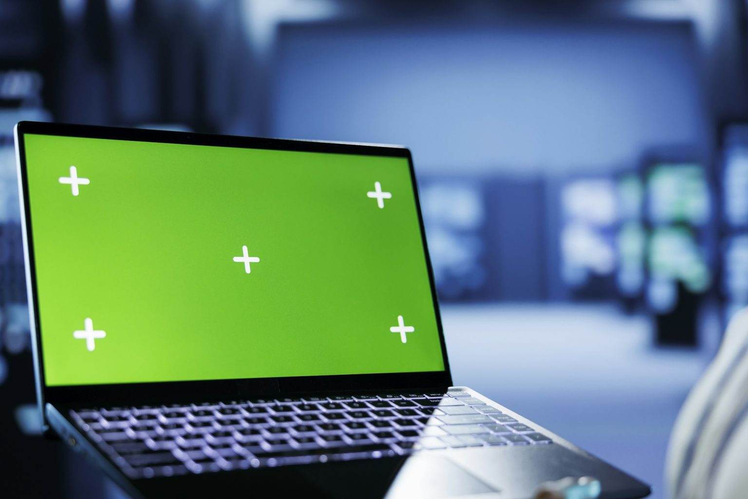 Chrome key laptop monitoring servers