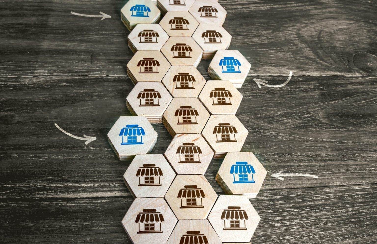 Formation of a business structure based on a franchise.