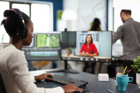 Video editor in web online conference with project creator on video call