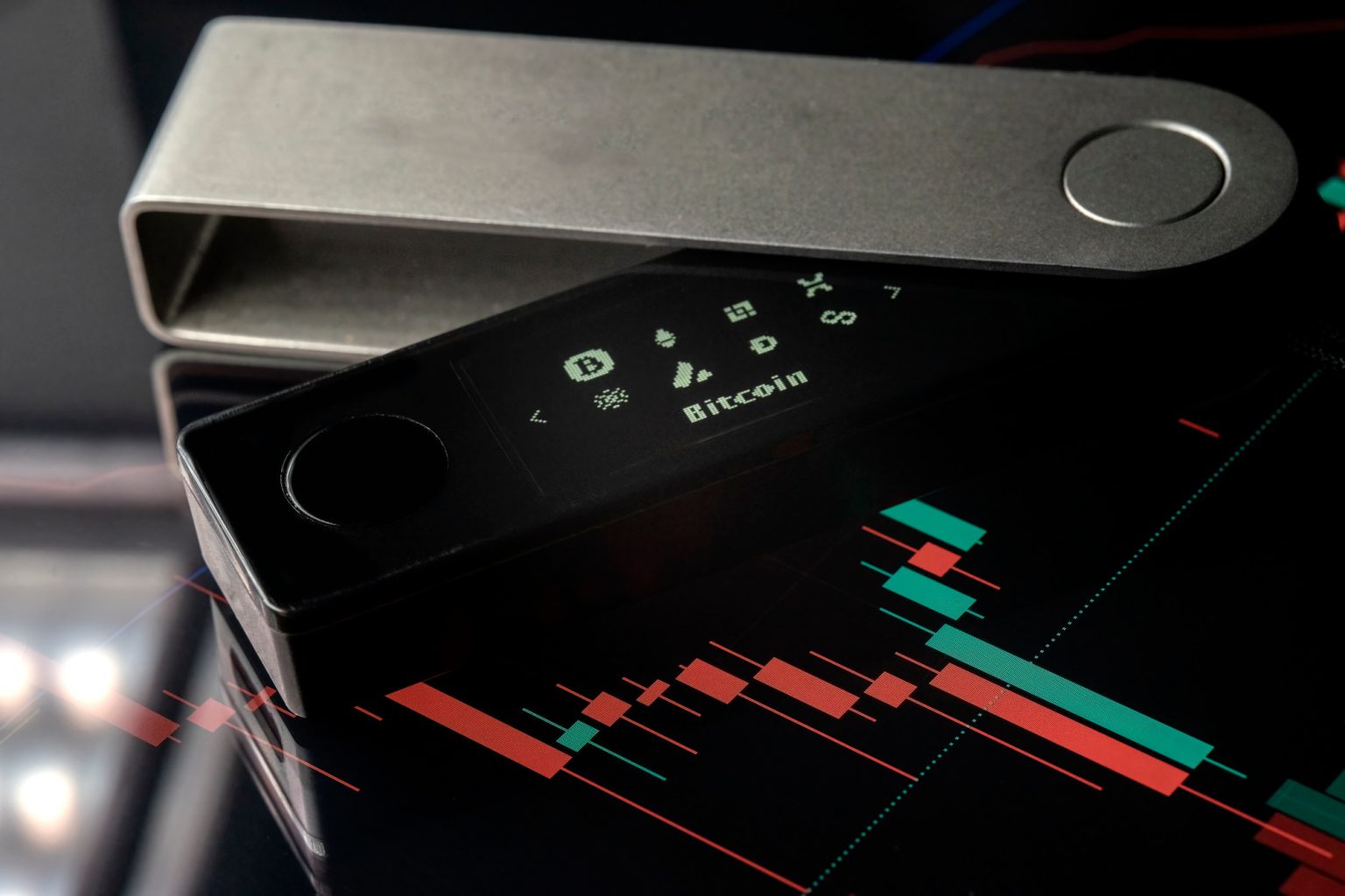 Cryptocurrency hardware wallet for safety storage of digital money isolated