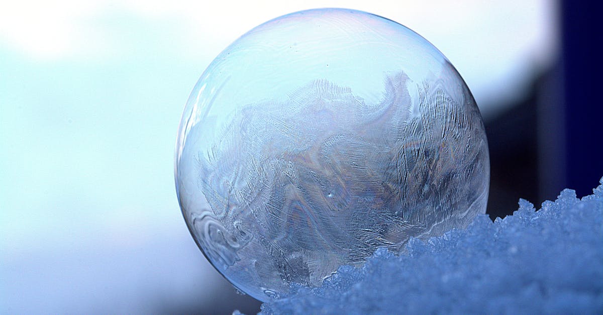 L'art de faire des bulles impressionnantes avec du chewing-gum