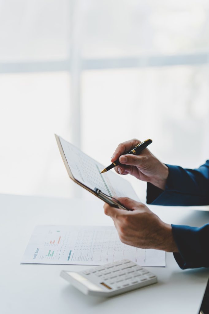 Les frais de courtage : comment ça marche ?