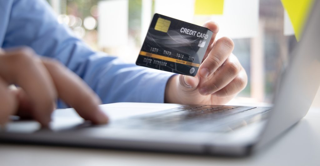 Illustration pour Tarifs détaillés et options disponibles pour les recommandés en ligne