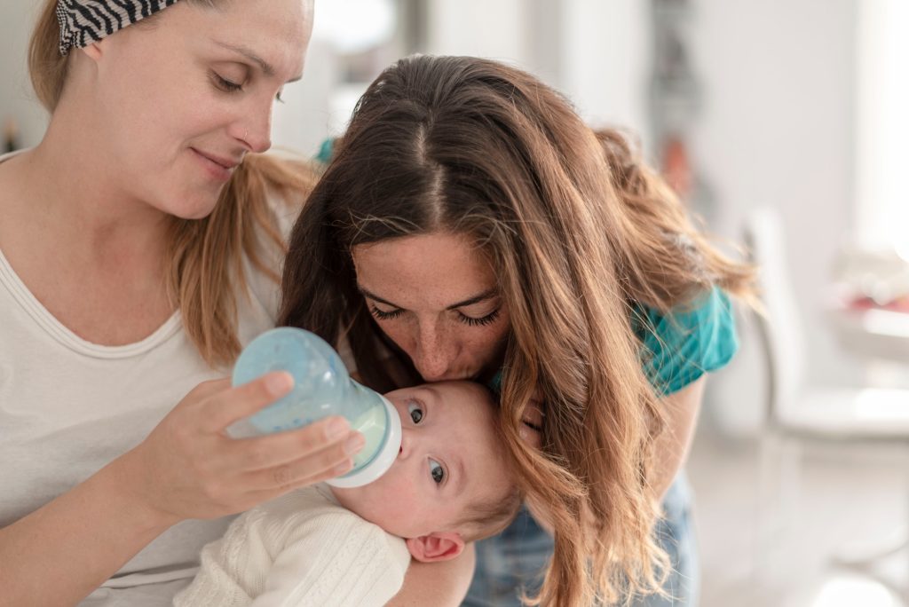 Image illustrant Illustration pour Filiation et adoption : des cadres juridiques très différents dans le contexte de Illustration pour Filiation et adoption : des cadres juridiques très différents