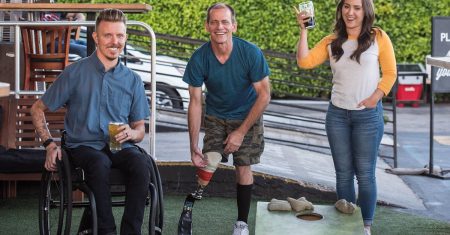 découvrez le jeu de cornhole, une activité amusante et conviviale parfaite pour les rassemblements en plein air. apprenez les règles, les techniques et le matériel nécessaire pour profiter pleinement de ce jeu emblématique.