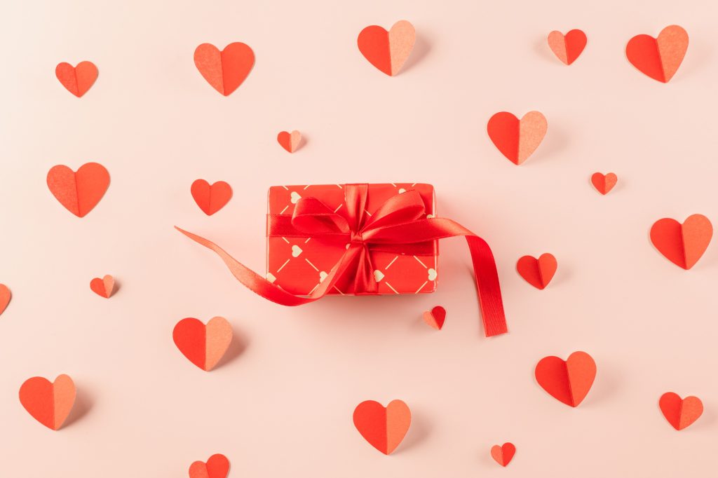 Illustration pour Les différences entre chèques vacances Classic et Connect : avantages comparatifs