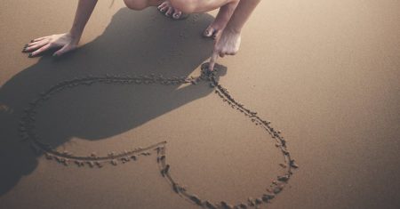 Guide pratique pour réaliser un dessin de cœur découvrez notre guide complet pour dessiner des cœurs. que vous soyez débutant ou artiste expérimenté, apprenez des techniques simples et des astuces pour créer des dessins de cœurs captivants et uniques.