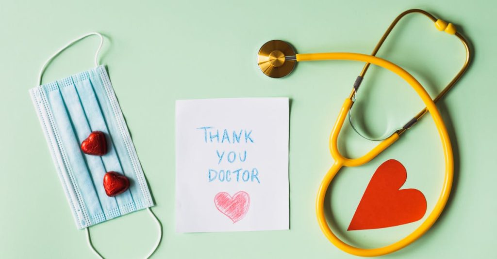 découvrez notre magnifique illustration du cœur humain, une œuvre d'art détaillée qui met en valeur l'anatomie complexe et fascinante de cet organe vital. parfaite pour les passionnés de biologie, d'art ou de médecine.