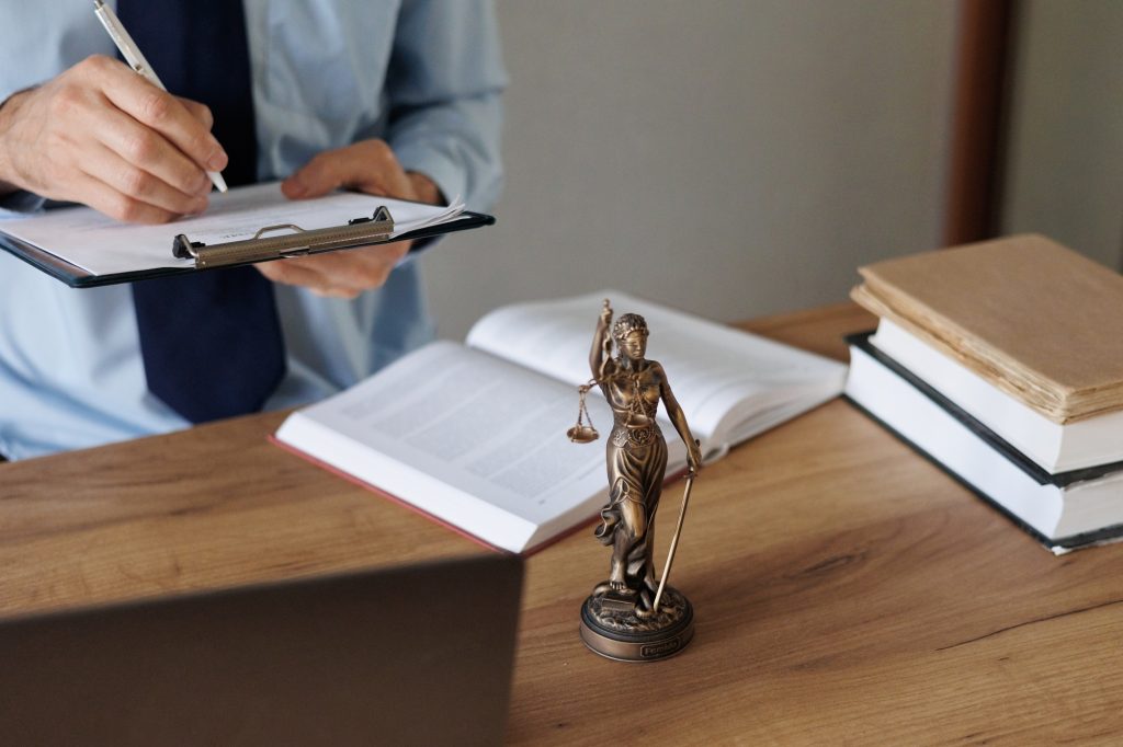 Illustration pour Les compétences territoriales et les règles de saisine du JAF