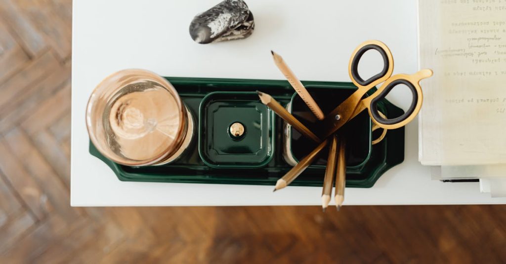 découvrez nos services de réaffûtage de ciseaux pour garantir des performances optimales. nos experts utilisent des techniques avancées pour redonner à vos outils de coupe leur tranchant d'origine. que ce soit pour des ciseaux de couture, de jardinage ou de coiffure, profitez d'un service rapide et efficace!