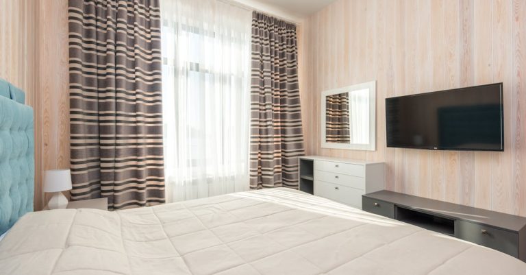 découvrez notre collection de lits carrés alliant design moderne et confort optimal. parfaits pour tous les intérieurs, nos lits carrés sont disponibles dans divers styles et matériaux pour répondre à vos envies. transformez votre chambre en un espace cocooning avec nos créations uniques.