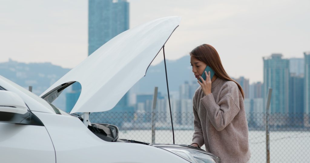 Woman calls for help with car problem