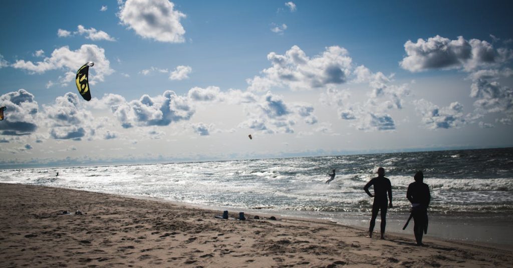 découvrez l'univers fascinant du kite, un sport de glisse passionnant qui allie sensations fortes et moments de convivialité. apprenez les techniques de pilotage, choisissez le matériel adapté et partez à l'aventure sur les plus belles plages ou spots de vent. rejoignez la communauté des amateurs de kite et vivez des expériences inoubliables sur l'eau.