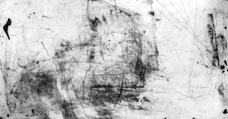 découvrez tout sur les éraflures : causes, traitements et conseils pour prévenir les dommages sur vos surfaces. apprenez à prendre soin de vos biens pour les garder en parfait état.