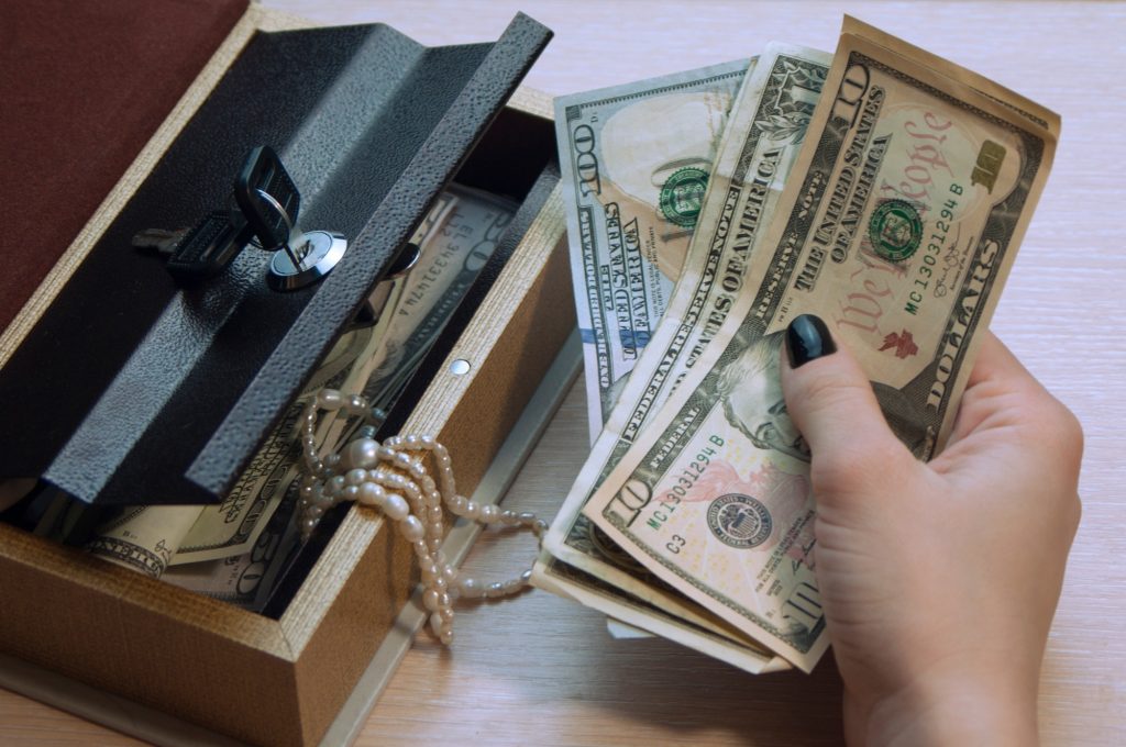 Illustration pour Les fondamentaux du dépôt de garantie : comprendre les enjeux avant de chercher des aides