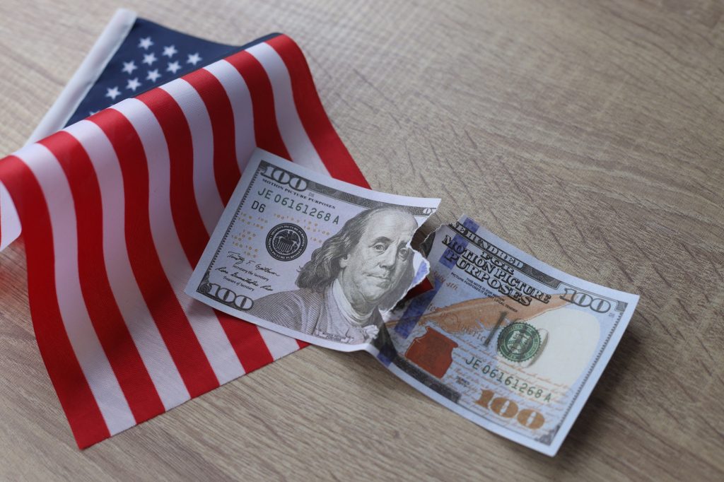 Illustration pour Les plafonds de revenus pour la prime d'activité en 2025 : situation des personnes seules