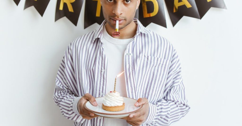 découvrez l'art du sifflement, une expression musicale fascinante, et apprenez des techniques simples pour maîtriser cette habileté. que vous soyez débutant ou souhaitiez perfectionner votre talent, explorez des conseils pratiques et des astuces pour siffler avec aisance et créativité.