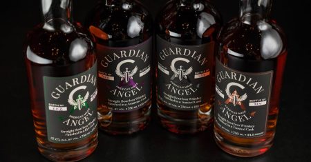 découvrez la signification révélatrice du nombre d'ange 8888. ce puissant symbole spirituel apporte des messages d'abondance, d'équilibre et de succès, vous guidant vers une vie épanouie et harmonieuse.