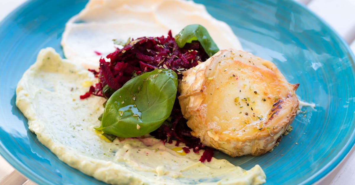 découvrez les feuilles de betterave, un super-aliment riche en nutriments, parfait pour vos salades, smoothies ou plats cuisinés. apprenez à les préparer et à les intégrer dans votre alimentation pour profiter de leurs bienfaits santé.