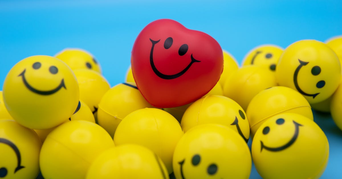 découvrez la signification et l'utilisation de l'emoji cœur bleu. explorez comment cet symbole unique exprime des émotions profondes, des liens d'amitié et des gestes de soutien dans vos conversations.