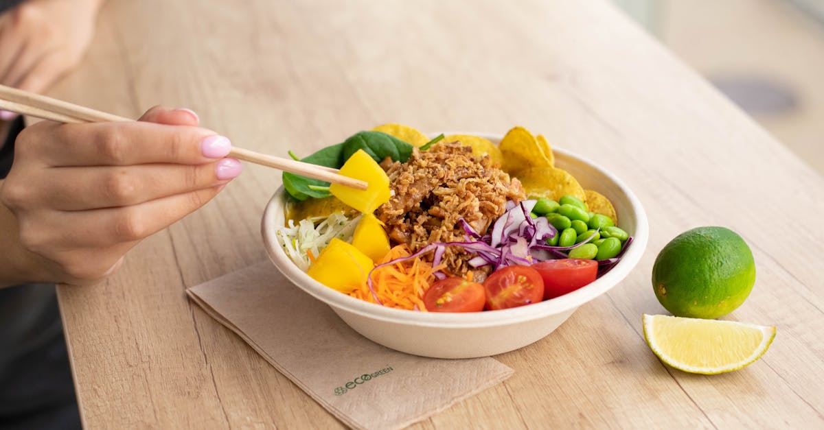 découvrez l'art d'utiliser des baguettes avec notre guide complet. apprenez les techniques, l'histoire fascinante et les différentes variétés de baguettes à travers le monde. idéal pour les débutants et les passionnés de cuisine asiatique !