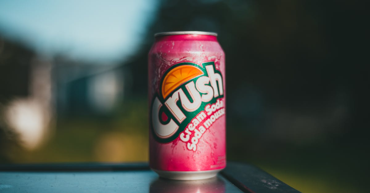 découvrez le phénomène du 'crush', ce sentiment intense d'attirance envers quelqu'un. plongez dans l'univers des émotions, des cœurs qui palpitent et des histoires d'amour naissantes. explorez comment reconnaître, gérer et transformer votre crush en quelque chose de plus profond.