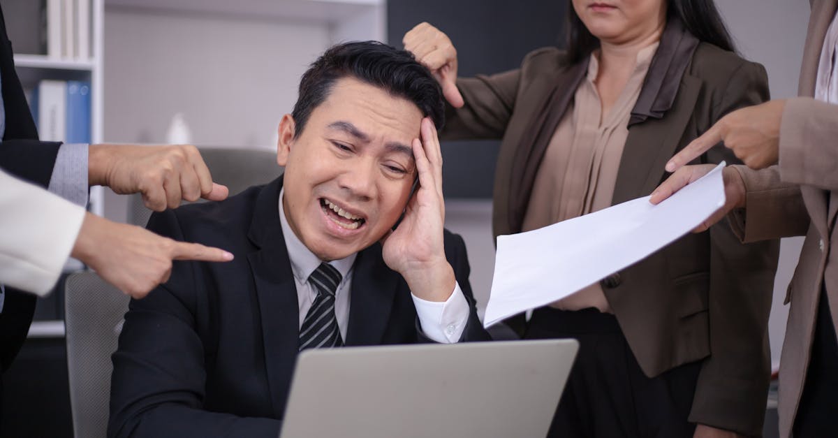 découvrez 'demanding', un parcours captivant qui explore les défis et les attentes du monde contemporain. plongez dans des récits inspirants et des réflexions poignantes sur la nécessité d'aspirer à l'excellence et de surmonter les obstacles qui se dressent sur notre chemin.