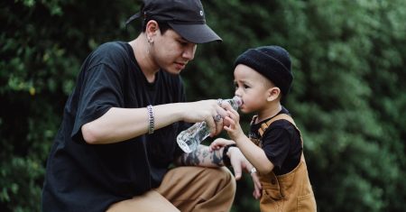 découvrez les enjeux et les droits liés à l'enfant à charge. apprenez comment le statut d'enfant dépendant peut impacter les aspects financiers, juridiques et sociaux dans la vie familiale.