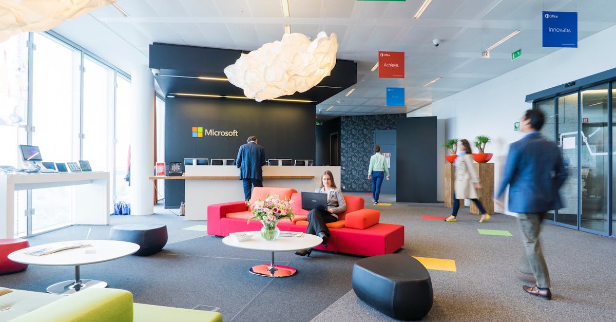 découvrez l'univers fascinant du diamant dans notre section dédiée, où vous trouverez des informations sur les différents types de diamants, leur histoire, et des conseils pour choisir la pierre précieuse parfaite. plongez dans l'éclat des diamants et apprenez tout ce qu'il faut savoir sur ce symbole intemporel de beauté et de luxe.