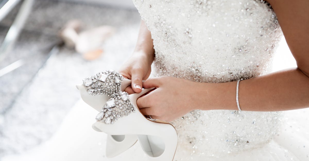 découvrez l'univers fascinant des diamants dans notre section 'diamonds area'. explorez les différents types, les critères de qualité, et les tendances actuelles du marché pour faire le choix parfait. que vous soyez acheteur ou simplement passionné, plongez dans le monde éclatant des gemmes précieuses.