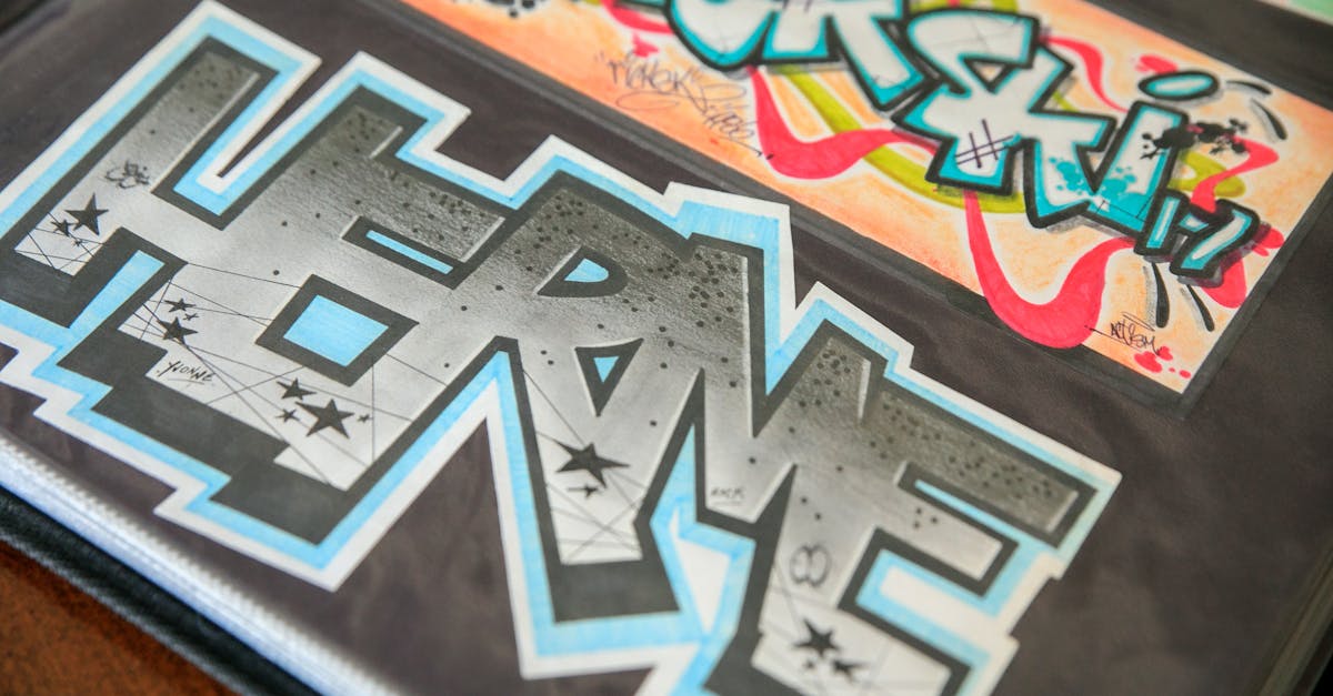 découvrez l'art du graffiti lettering, un mélange vibrant de créativité et d'expression personnelle à travers des lettres stylisées. apprenez les techniques pour créer des œuvres uniques et saisissantes qui apportent une nouvelle vie aux murs et aux supports urbains.