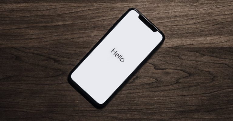 découvrez les différentes manières de saluer et d'exprimer des vœux à travers le monde. apprenez des phrases utiles et des conseils pour enrichir vos échanges quotidiens.