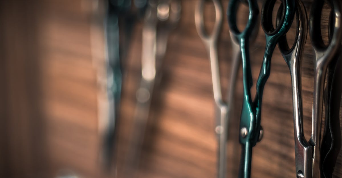 découvrez les dernières tendances de coupes de cheveux pour tous les styles et toutes les occasions. que vous souhaitiez une transformation audacieuse ou simplement une retouche, notre salon vous offre une expertise personnalisée pour un look qui vous ressemble.