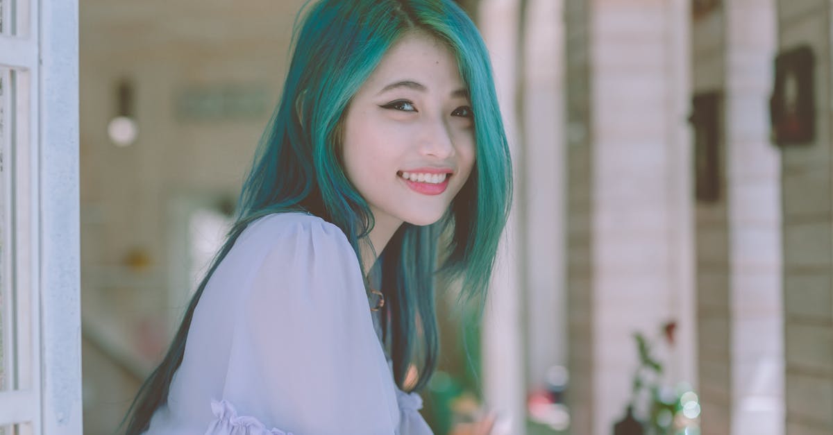 découvrez les dernières tendances en matière de coiffure : des coupes modernes aux styles classiques, trouvez l'inspiration pour votre prochain look capillaire. apprenez des astuces de professionnel et explorez des tutoriels pour réaliser des coiffures élégantes avec facilité.