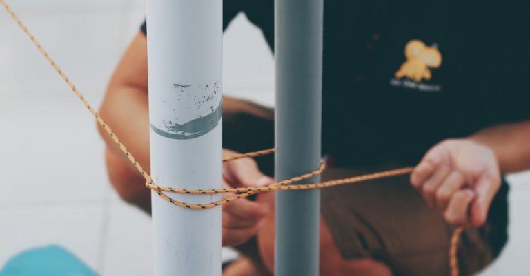 découvrez l'art du knotting : techniques, astuces et créations originales pour maîtriser cet art traditionnel. que vous soyez débutant ou expert, apprenez à nouer avec style et créativité dans nos guides complets.