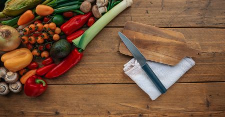 découvrez l'art du découpage de poireaux avec notre guide complet. apprenez des techniques professionnelles pour trancher, préparer et cuisiner ce légume savoureux. idéal pour rehausser vos plats et impressionner vos convives!