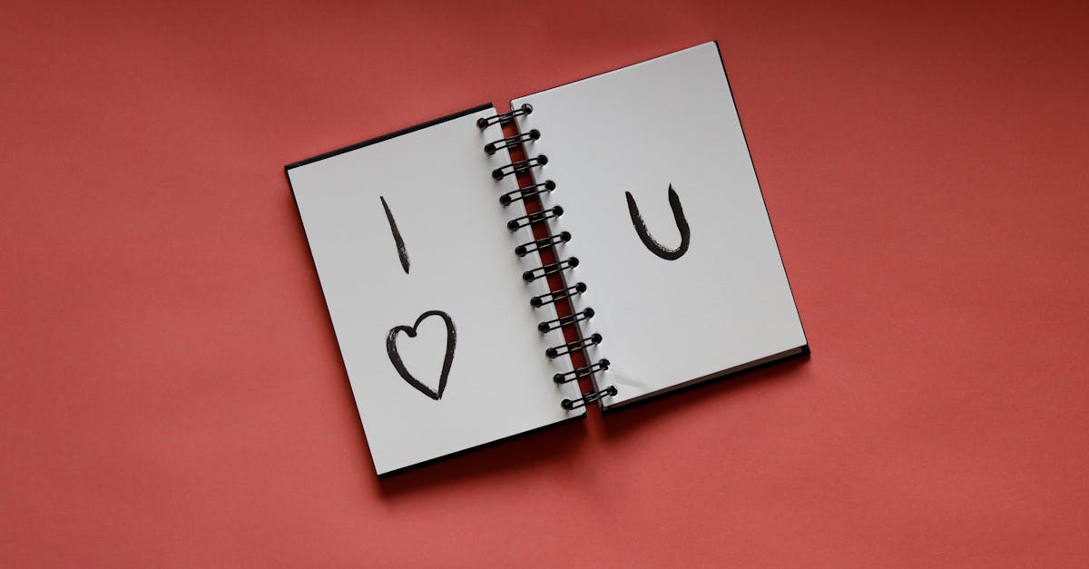 découvrez des déclarations d'amour inspirantes et touchantes pour exprimer vos sentiments les plus profonds. que ce soit pour une lettre, un message ou un poème, trouvez les mots parfaits pour faire battre le cœur de l'élu(e) de votre cœur.