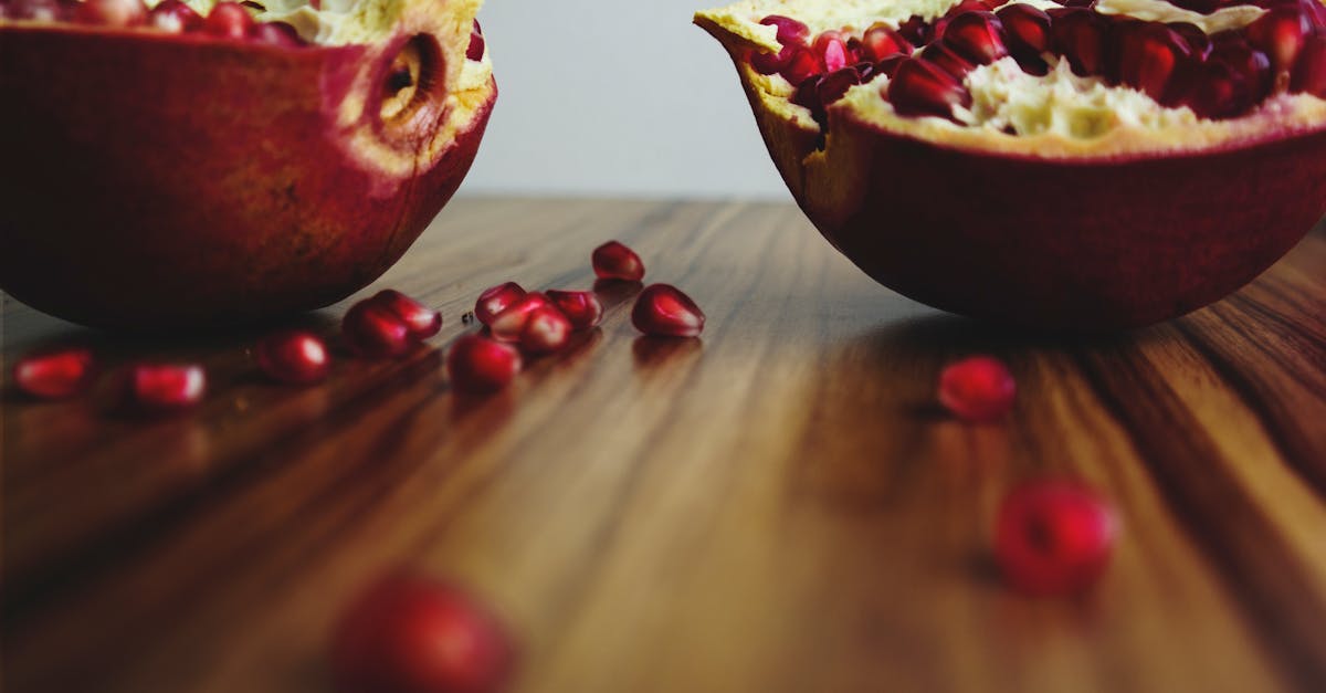 découvrez les bienfaits du grenadier, un fruit riche en antioxydants et en nutriments. apprenez comment intégrer la grenade dans votre alimentation pour améliorer votre santé et votre bien-être.