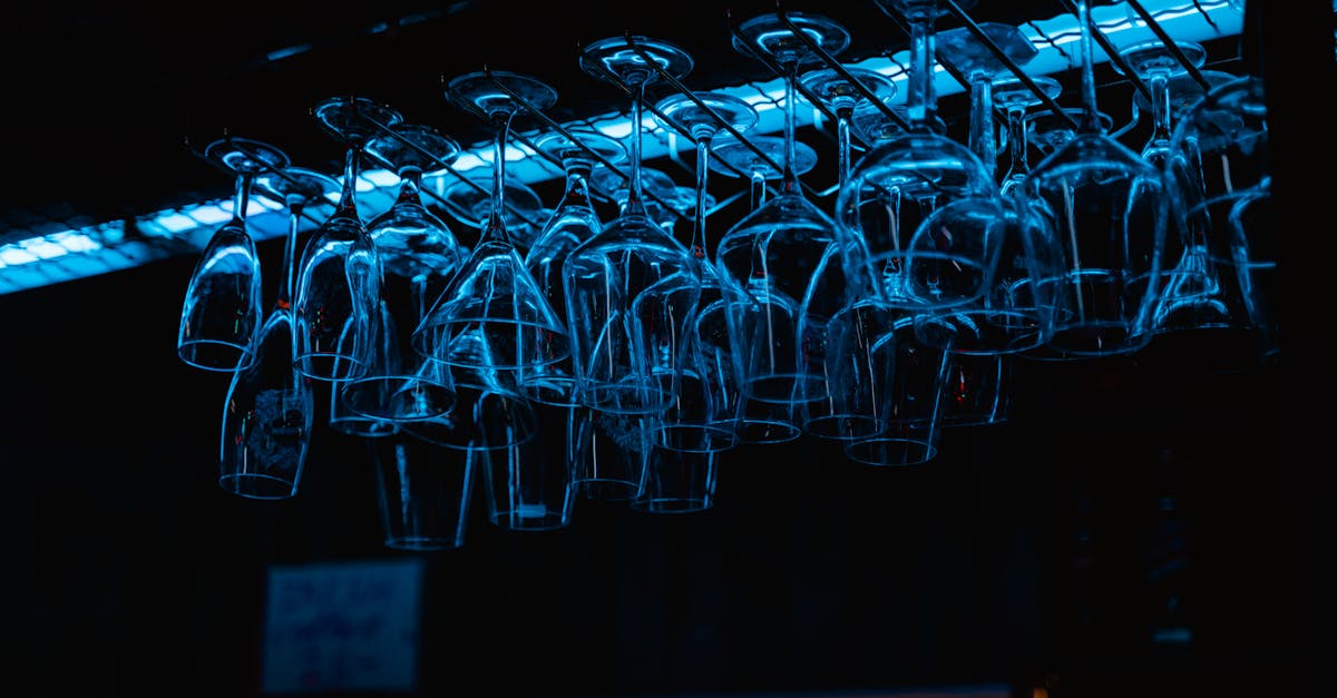 découvrez l'univers fascinant de la tequila, cette boisson emblématique du mexique. apprenez tout sur ses origines, ses différentes variétés, et comment l'apprécier au mieux. que vous soyez amateur ou novice, explorez les secrets de cette spiritueuse unique.