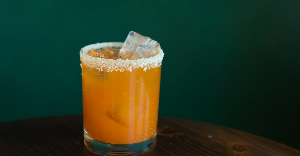 découvrez l'univers fascinant de la tequila, une boisson emblématique du mexique. apprenez tout sur ses origines, les différentes variétés, les méthodes de production et les meilleures façons de la déguster. plongez dans les traditions et recettes qui font de la tequila un spiritueux unique.