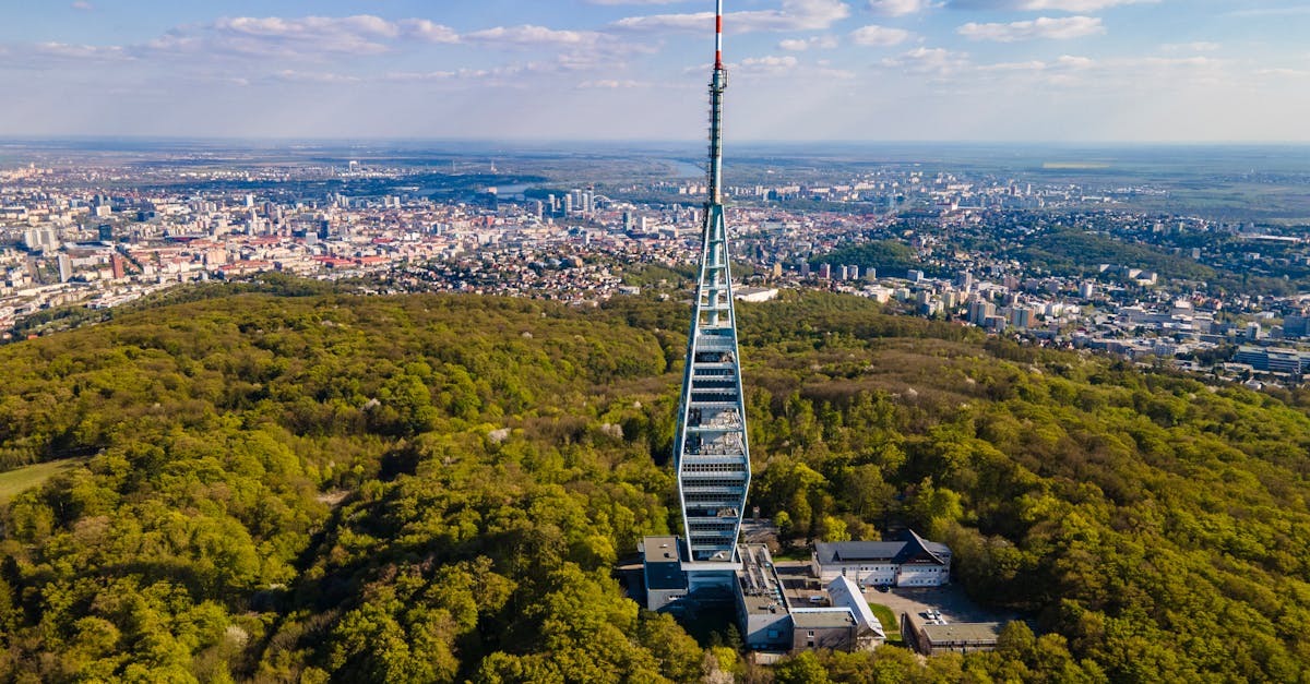 découvrez comment maximiser votre réception télévisuelle grâce à nos antennes tv de haute qualité. bénéficiez d'une diffusion claire et sans interruption des chaînes de votre choix, tout en optimisant votre installation. idéales pour les zones rurales ou urbaines, nos antennes vous garantissent une expérience de visionnage optimale.