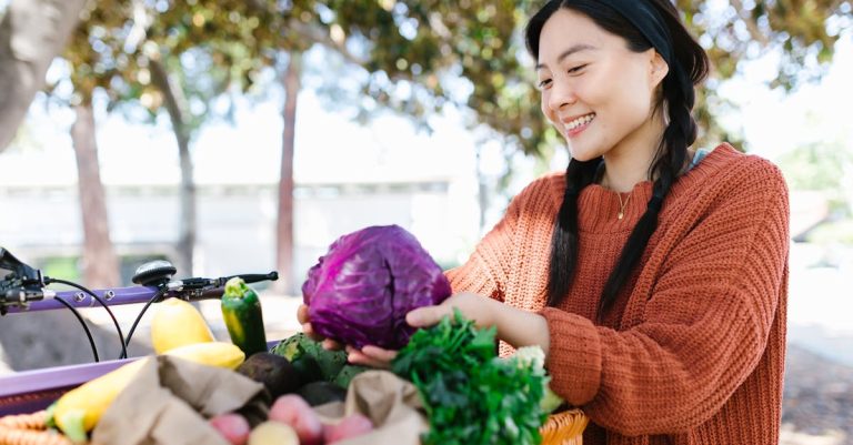 découvrez le pâtisson jaune, un légume polyvalent et savoureux, parfait pour vos plats d'été. apprenez à le cuisiner de diverses façons et profitez de ses bienfaits pour la santé.