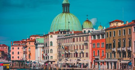 découvrez les offres d'abonnement canal plus : profitez de films, séries, sport et documentaires en exclusivité sur tous vos écrans. choisissez la formule qui vous convient !