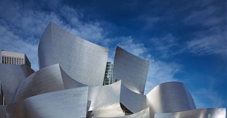 découvrez disney+ : la plateforme de streaming pour profiter des films, séries, dessins animés et documentaires disney, pixar, marvel, star wars et national geographic en illimité. essayez dès maintenant !