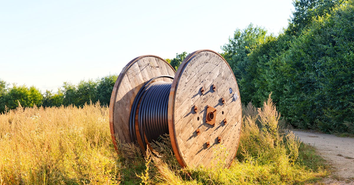 découvrez tout ce qu'il faut savoir sur les tarifs de l'électricité : comparatif des offres, fonctionnement, astuces pour économiser et conseils pour choisir le meilleur abonnement adapté à vos besoins.