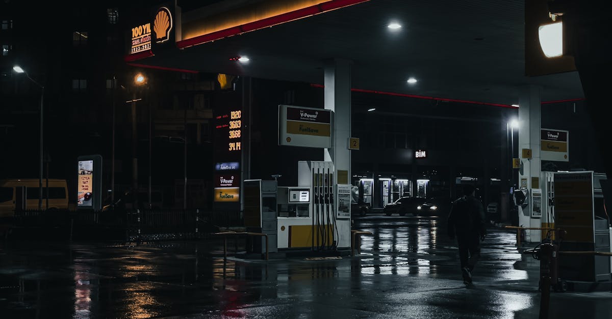 découvrez les dernières informations et prévisions sur les prix de l'essence en france : tendances, facteurs d'évolution et conseils pour faire des économies à la pompe.