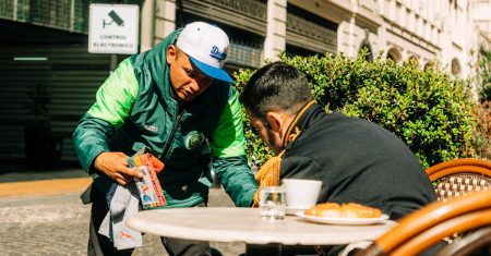 contactez facilement le service client lycamobile pour toute question sur votre forfait, carte sim, activation ou service mobile. assistance rapide par téléphone, email ou en ligne.