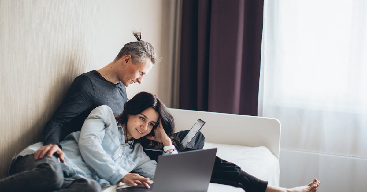 découvrez tout ce qu'il faut savoir sur les abonnements netflix : tarifs, offres disponibles, avantages et astuces pour profiter au mieux de vos séries et films préférés en streaming.