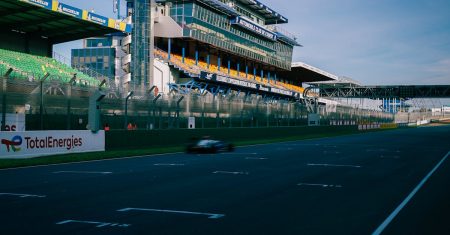 découvrez totalenergies, entreprise multi-énergies mondiale spécialisée dans la production et la commercialisation d’énergies : pétrole, gaz naturel, électricité et énergies renouvelables. explorez ses solutions engagées pour une énergie plus durable.