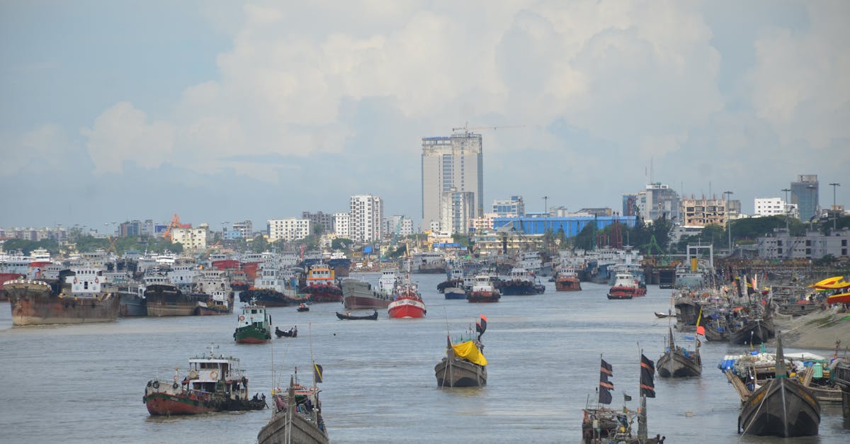 découvrez trade republic, la plateforme d’investissement mobile simple et sécurisée pour acheter des actions, etf et crypto-monnaies à moindre coût. gérez votre portefeuille facilement depuis votre smartphone.